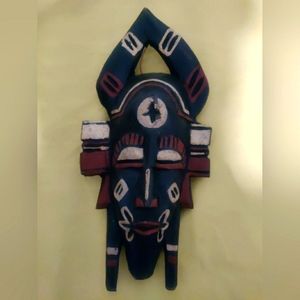 Vtg Senufo Hanging Mask Cote D'Ivoire West Africa Lizard On Top Painted Wood.